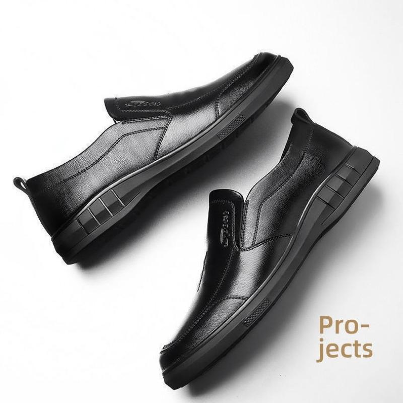 Middle-aged Leather Shoes, Four-season Fashionable Soft-soled Foot-fitting Round Head Shoes, Business Lightweight Men's Casual Leather Shoes