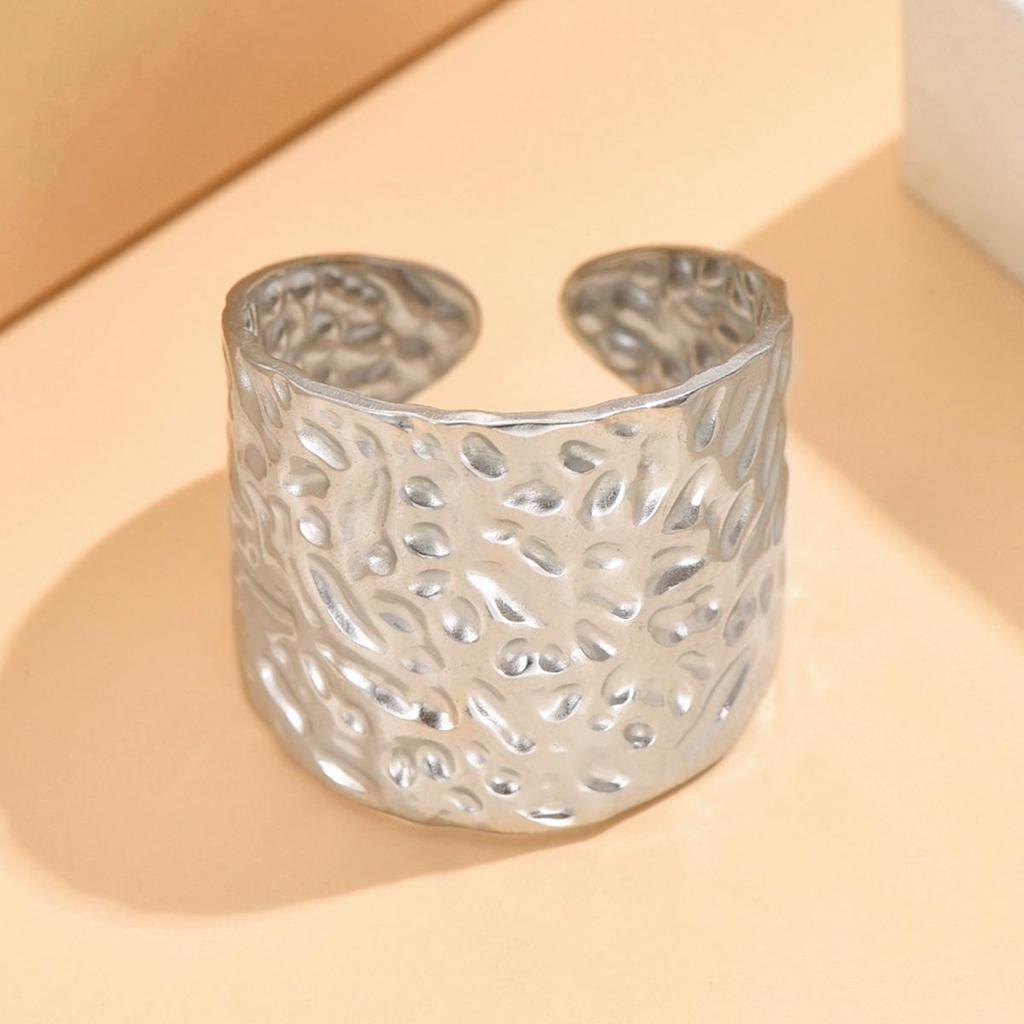 European and American Retro Hammered Texture Adjustable Stainless Steel Ring