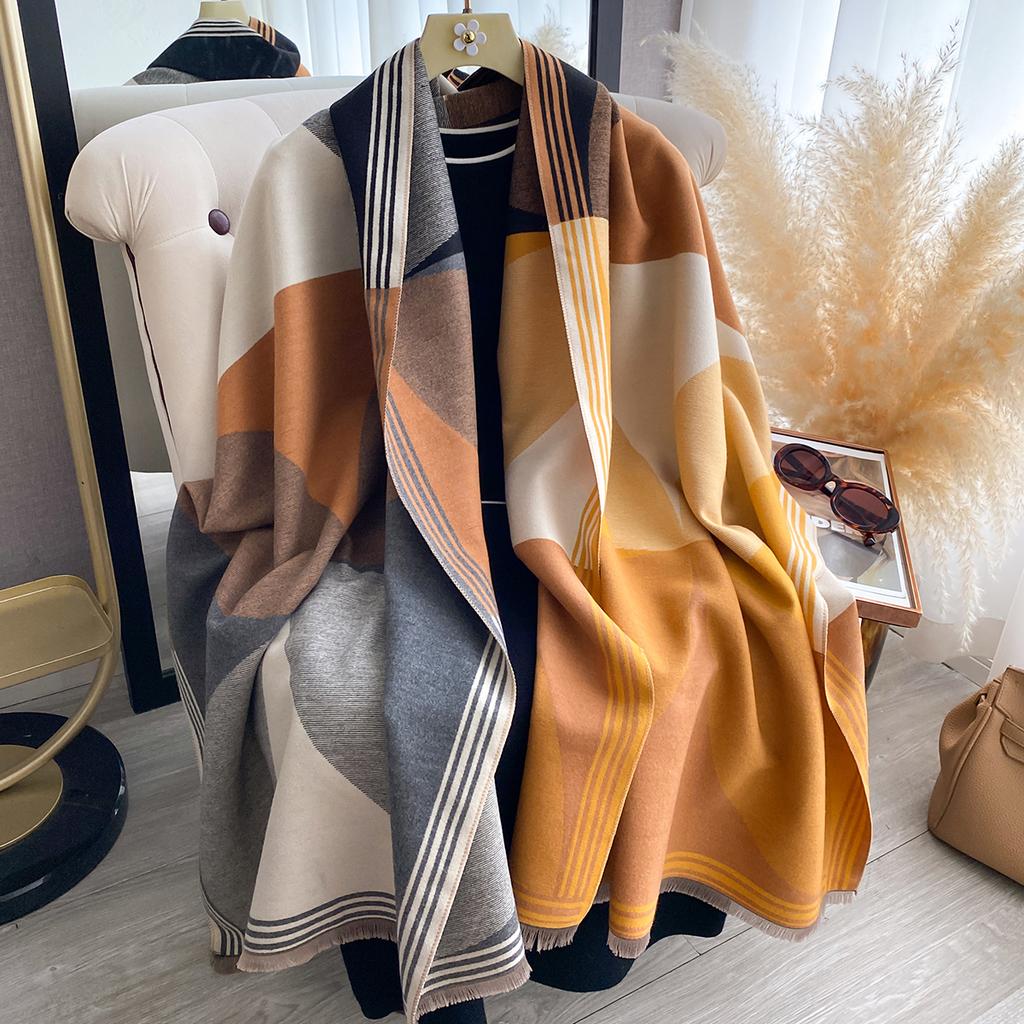 Eleganter zweiseitig bedruckter Schal Weicher warmer Pashmina-Schal mit Fransen Herbst und Winter Outdoor Kälteschutz Winddichte Decke