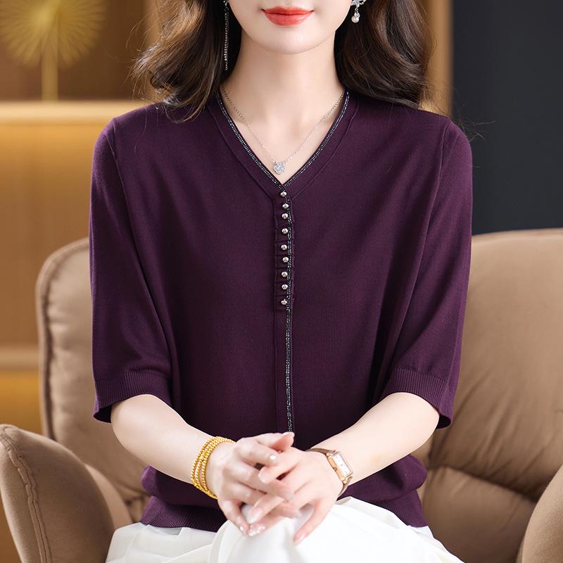 

New Style V-Neck Knit Top for Middle-aged & Elderly Women - Lightweight, Loose-Fitting Spring/Summer T-Shirt 5XL (150-165 jin)