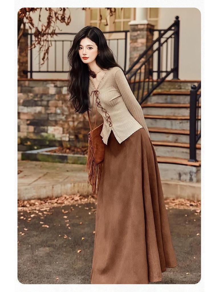 Women's Slim-Fit Knit Top & Long Velvet Skirt Two-Piece Set for Spring & Autumn