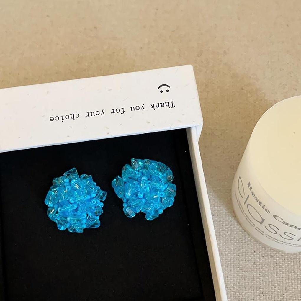 

Women s Silver Needle Blue Flower Bead Earrings