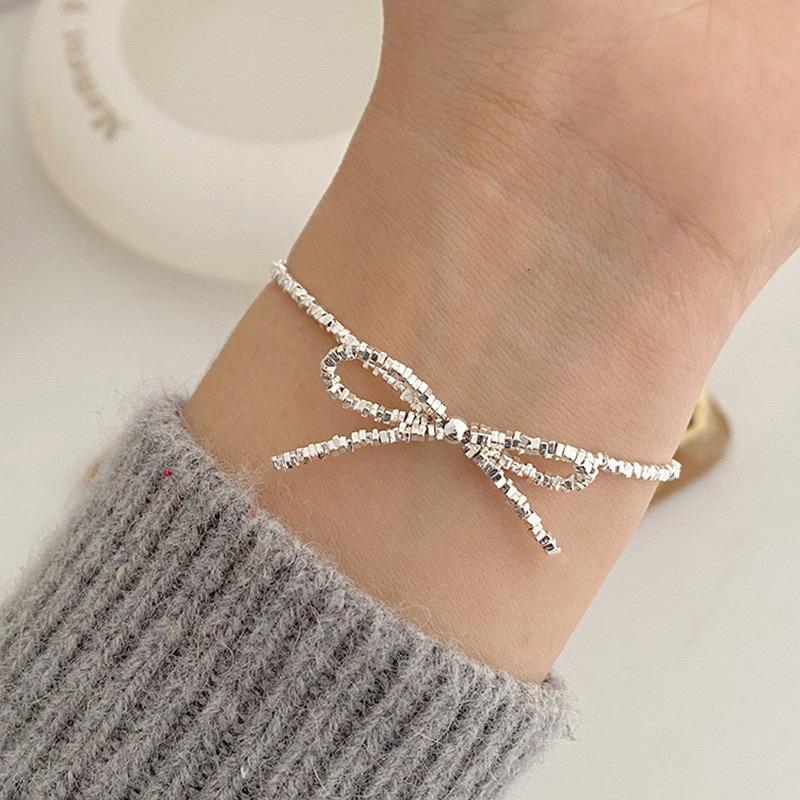 Versatile Bow Knot Necklace for Women - Fashionable Clavicle Chain, New Creative Style
