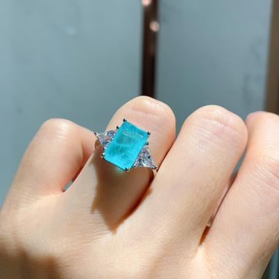 Anello Paraiba con simulazione del temperamento Anello con zircone rettangolare smeraldo femminile