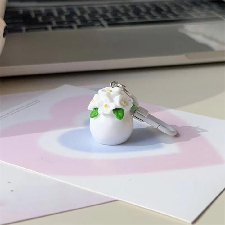 Artistic Resin Keychain With Realistic Miniature Plant Design Multifunctional Decoration For Backpacks Keys Or Gift Boxes