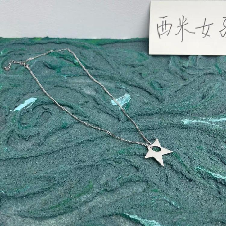 Silver Color Hollow Irregular Star Necklaces for Women Sweet and Cute Pendant