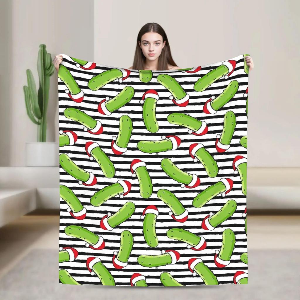 Soft Flannel Christmas Gnome Socks Blanket for Kids Buffalo Plaid Decorative Throw for Bed Sofa Home