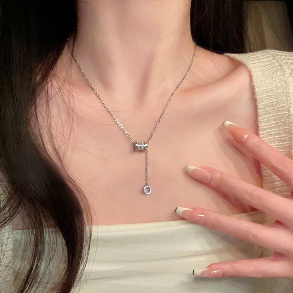 Women's Summer Luxury Titanium Steel Necklace - High-End Design Clavicle Pendant