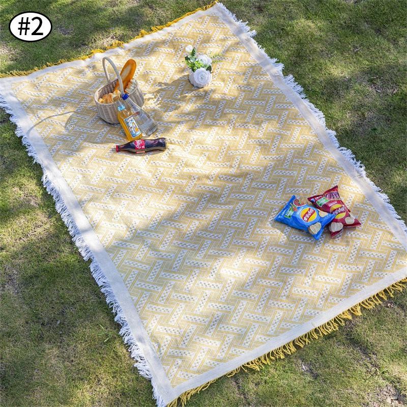 Knitting Picnic Throw Blanket White Picnic Mat Sofa Blankets with Tassel Tent Floor Mat Outdoor Camping Blanket Beach Home Decor