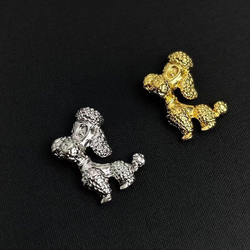 Retro Stainless Steel Poodle Brooch Women'S Light Luxury Niche High-End Suit Pin High-End Corsage