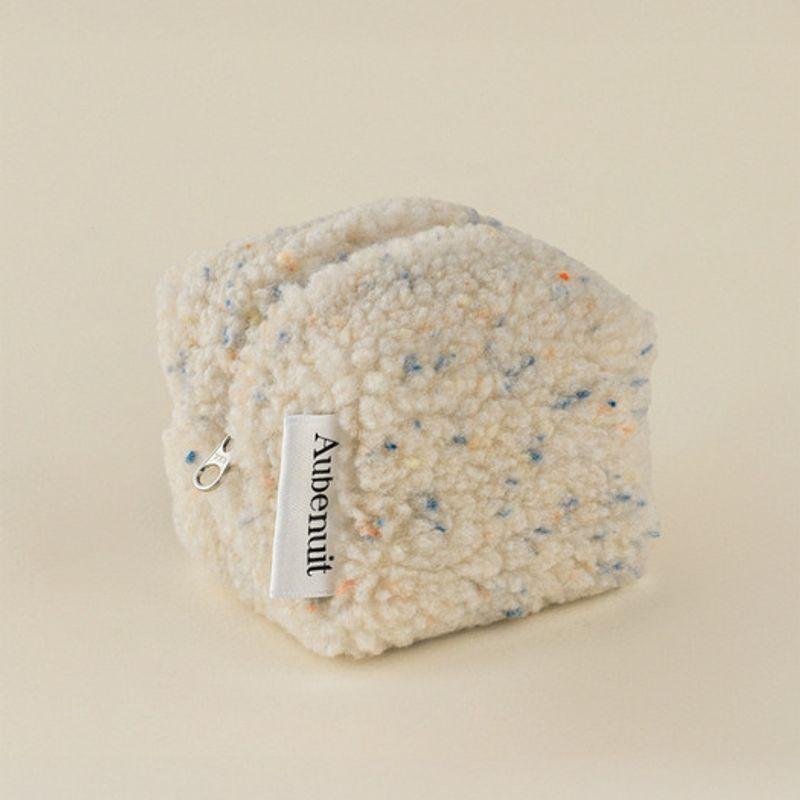 

Aube nuit Obnuit Wool Cube Pouch Keyring Mellow Ivory S (Keyring can be added) No keyring