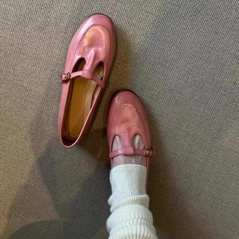 Fashion Luxury Elegant Women Shoes 2025 Hot Sale Buckle Strap Women's Pumps Fashion Round Toe Daily Woman New Best Seller Flat Low Heels