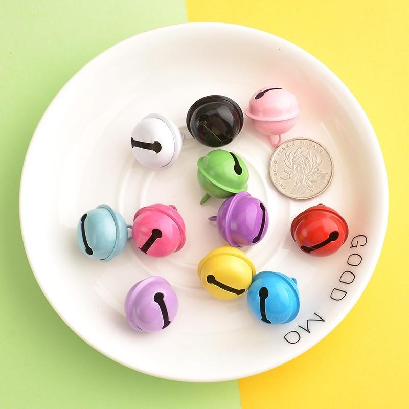 Clochettes Colorées 14/18/22mm Petit Pendentif Accessoires Porte-clés DIY Clochettes Rondes pour Animaux (50 pièces)