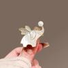 Women Brooch Flying Elephant Design Lapel Pin with Rhinestones Faux Pearl Decor Non-Slip Buckle Scarf Badge Clothing Bags Accessories