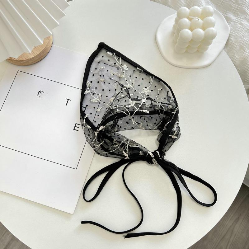 Černý sexy vlasový šátek Trojúhelníková čelenka Dámská Výšivka Květina Průsvitný šátek Francouzský Vintage Kapesník Cestovní Foto doplňky