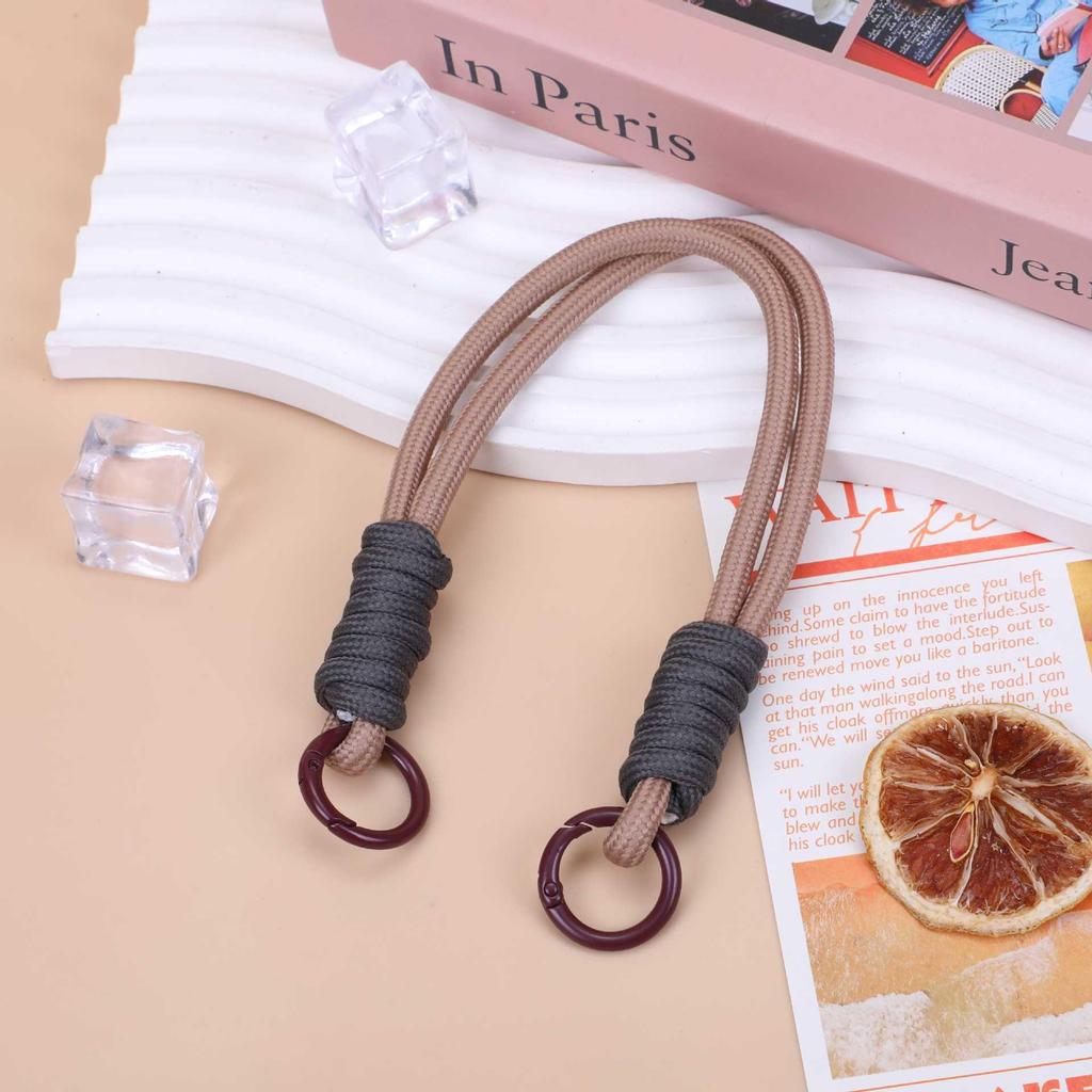 Versatile 2025 Portable Phone & Camera Keychain Lanyard