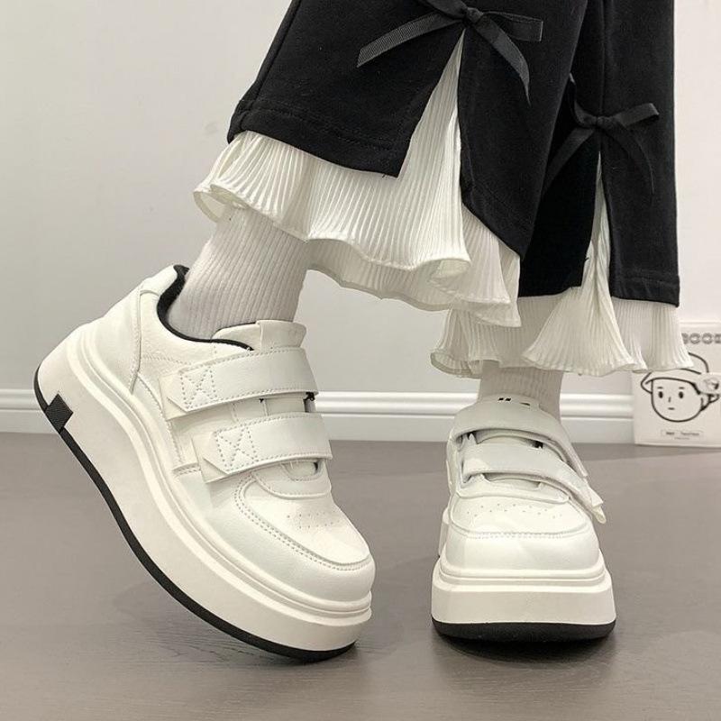 Anise white shoes women's 2025 spring new Velcro women's shoes platform McQueen fashion retro sports board shoes women
