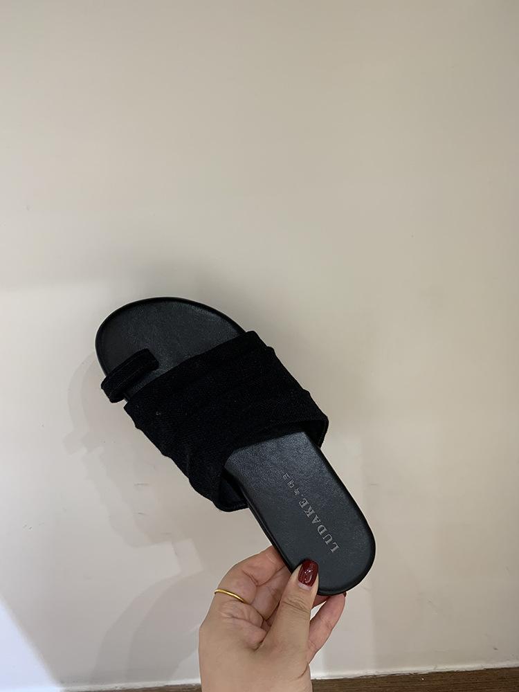 Fashion flat-bottomed pinch Roman slippers women's shoes wear summer cotton and linen sandals sandals design sense one-word slippers women