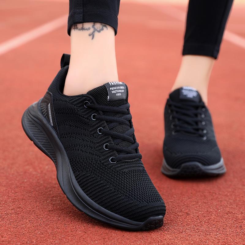 Sneakers New spring mesh breathable casual running shoes Shoes are not tired of jogging after standing for a long time 35