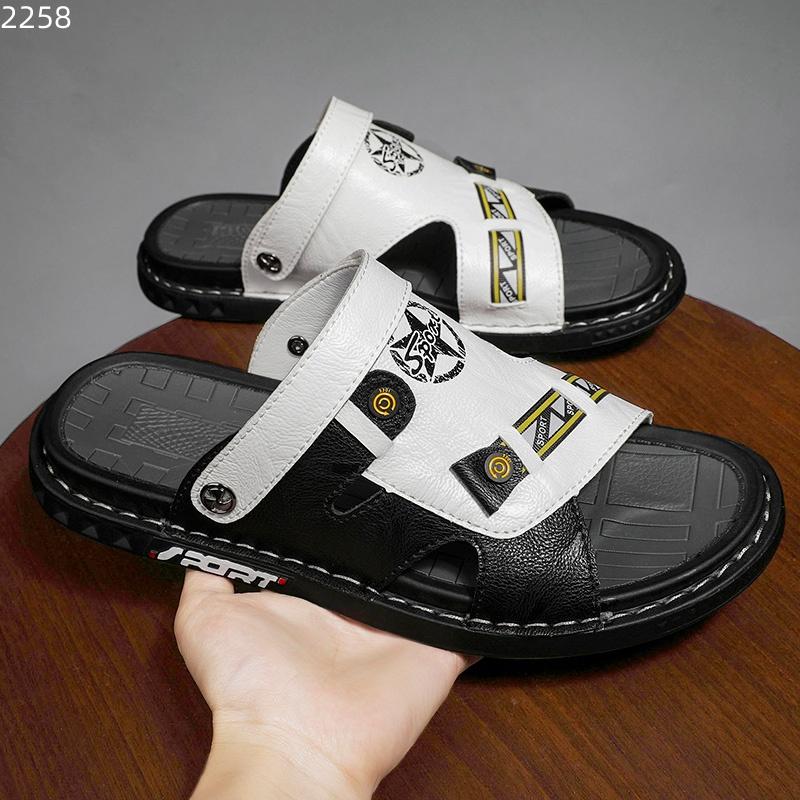 Slippers for men, genuine leather for summer leisure beach sandals, Korean version for men, personalized external wear sandals,