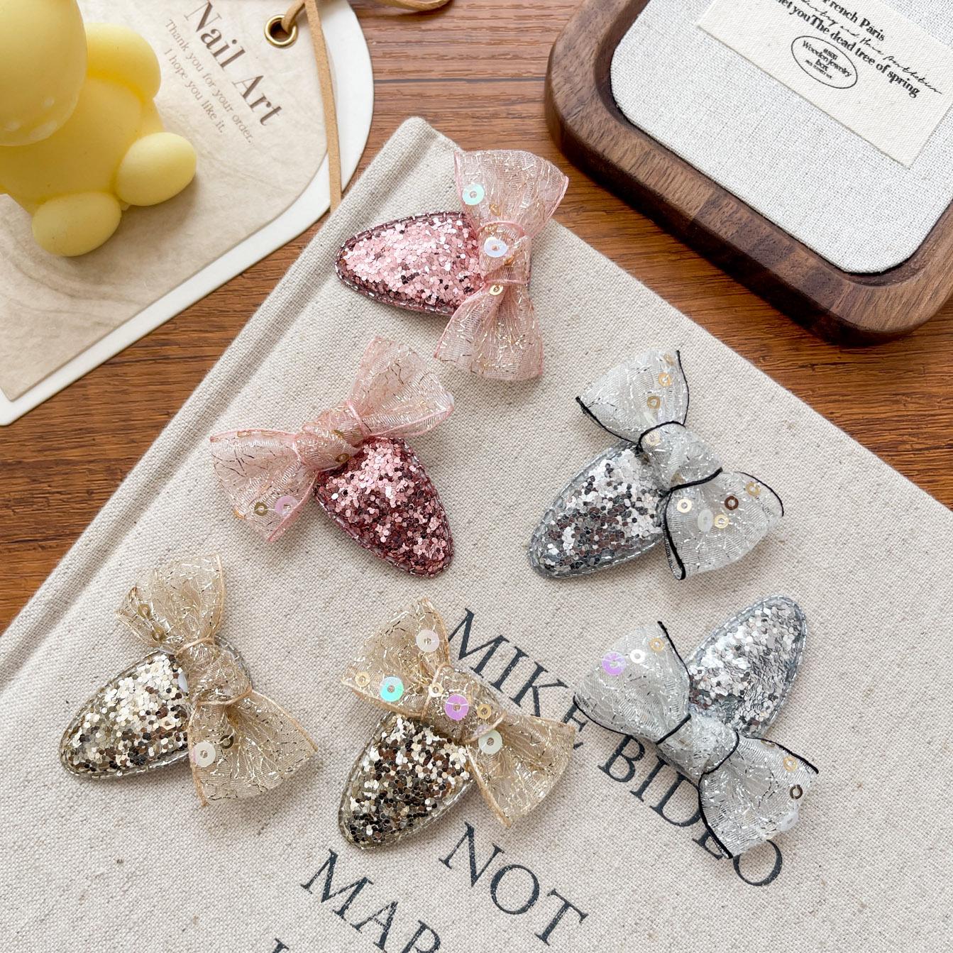 

Luxury Sequin Mesh Bow Hair Clip for Girls - Versatile & Chic Accessory серебряный