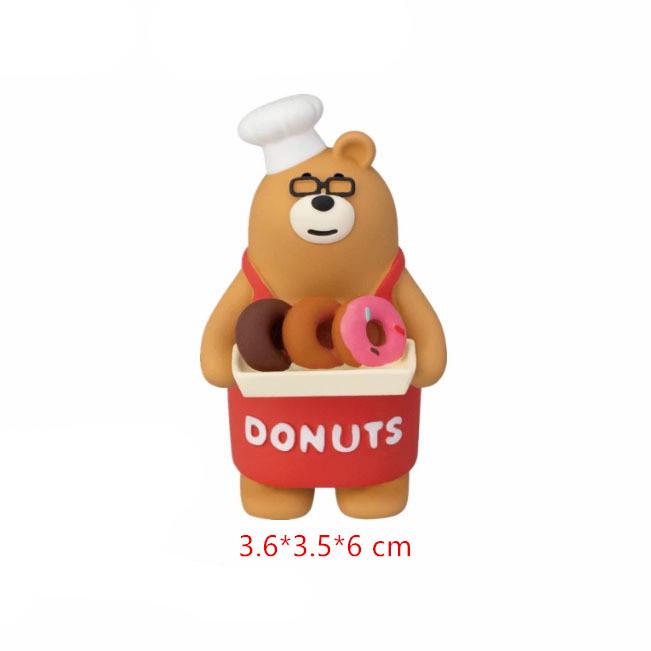 

Japanese Cat Bread ZAKKA Miniature Resin Ornament: Trendy Toy for Coffee Shop or Desktop Decor