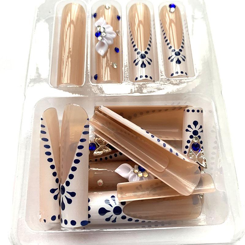 24 pcs/set Press on Nails Long Red Star Nail Girls Sexy Nail DIY Bridal Tip Daily Reusable Sexy Fake Nails Art For Women Decoration