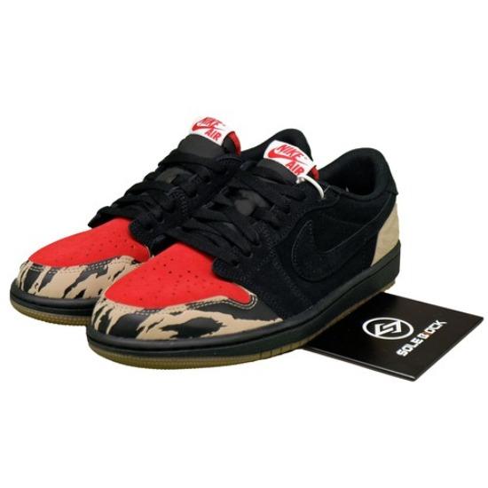 

Air Jordan SoleFly x Air Jordan 1 Low Retro OG SP Everglades DN3400-001 EU 42 чорний/червоний