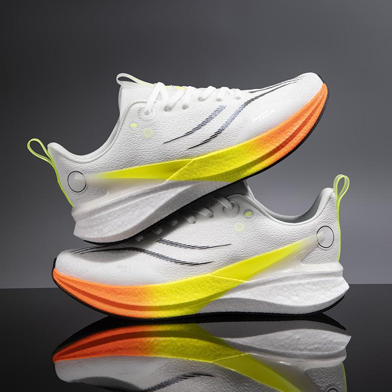 New sports shoes carbon plate breathable, light and non-slip, adolescent students running casual shoes friction sound men