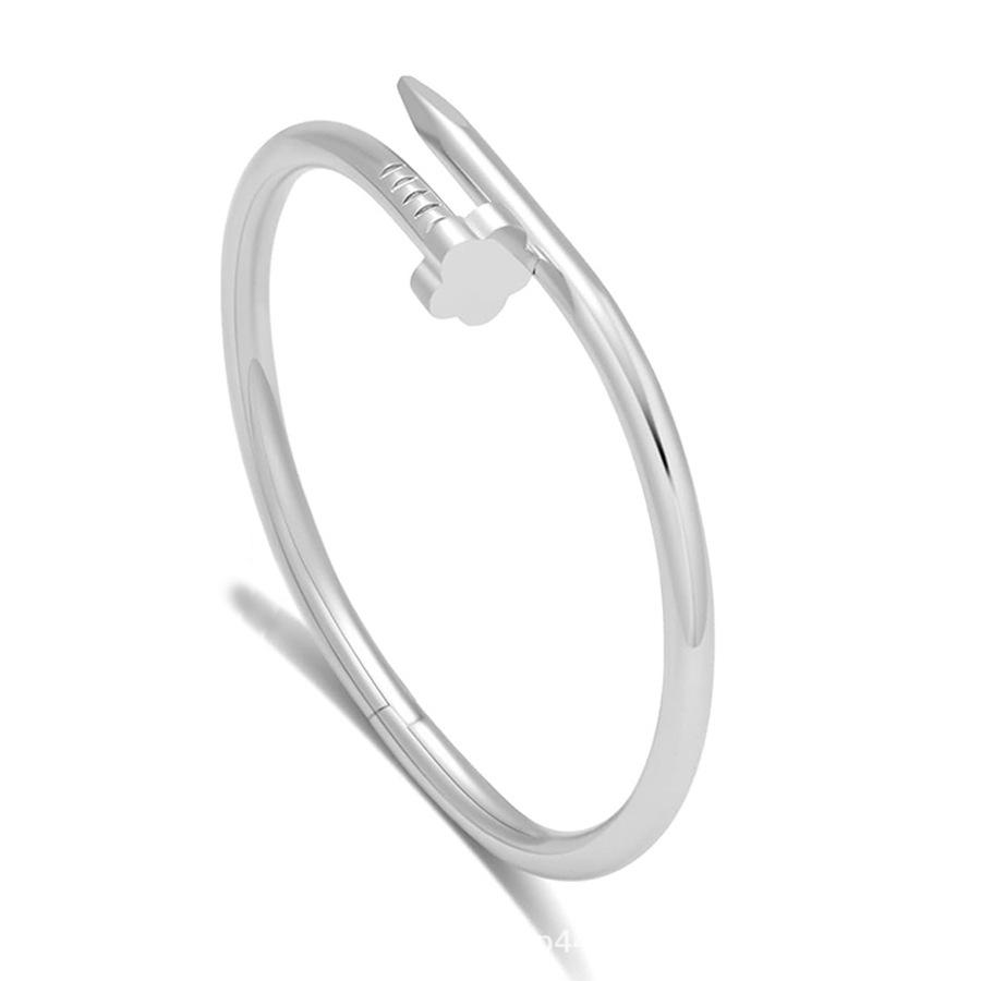 Women s Titanium Steel Four-Leaf Clover Luxury Bracelet - Non-Fading Stainless Steel Jewelry