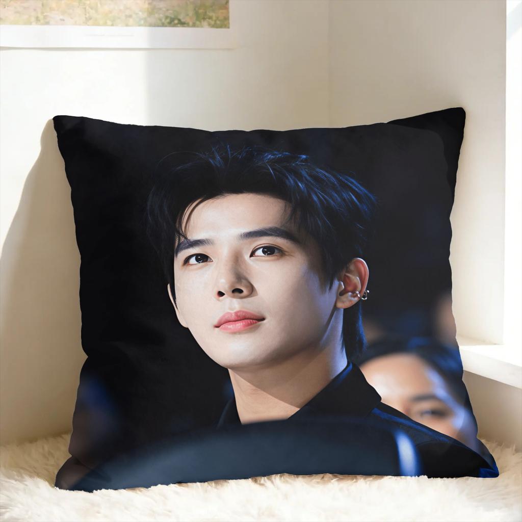 Wang Anyu Actor Pillow Case Graphic Pillow Cover Funny Pillowcases For Sofa Home Decor