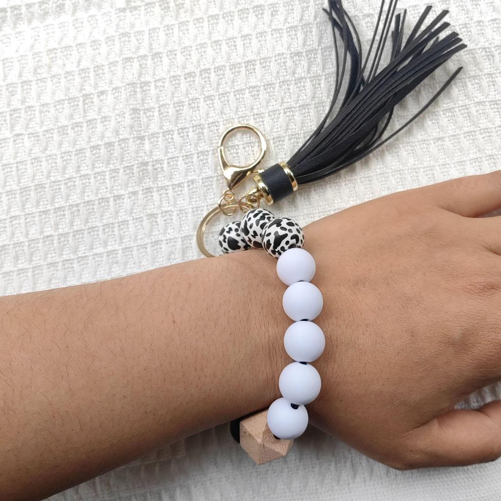 Leopard Print Silicone Bead Bracelet Keychain for Women with Tassel Pendant
