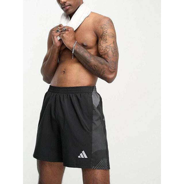 

Черные шорты 5 дюймов с абстрактным принтом и боковыми вставками adidas Running Own The Run