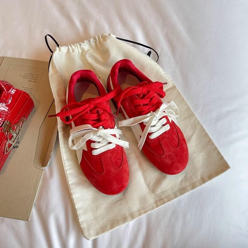 Кроссовки женские ретро-немецкие DONG JI весна 2025 года новые кожаные кроссовки на платформе для спорта и отдыха гоночные кроссовки Forrest Gump 35 красный 3325₽