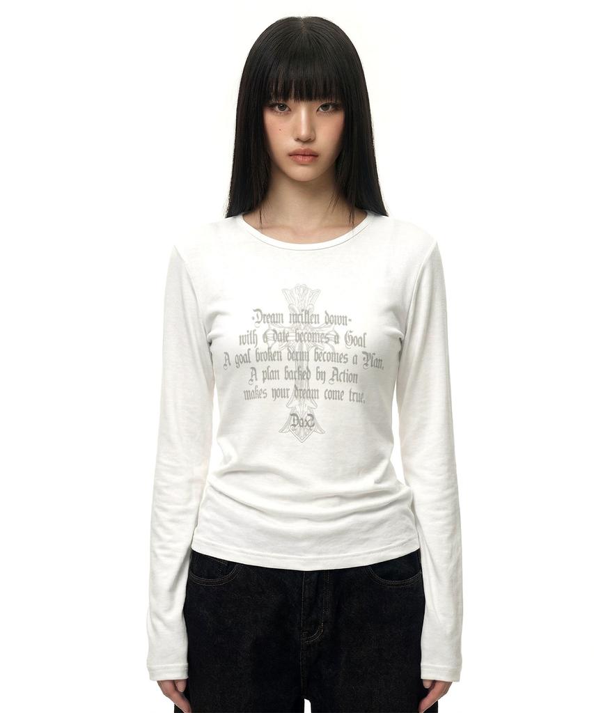 Damiswi Typography Cross U-Neck Long Sleeve_Ivory