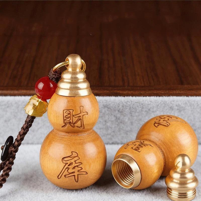 1Pcs Paulownia Wood Lucky Gourd Keychain Wealth Blessing Fengshui Pendant for Car Key Bag Hanging Decor Souvenir