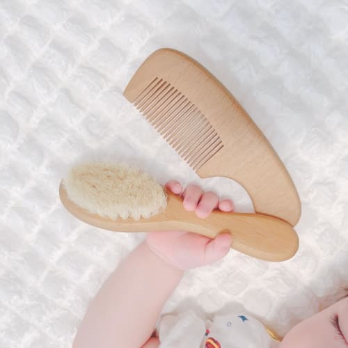 regalo 2-Piece Baby Hairbrush Set with Comb, Made of Natural Wooden Materials, for Babies, Newborns, and Infants