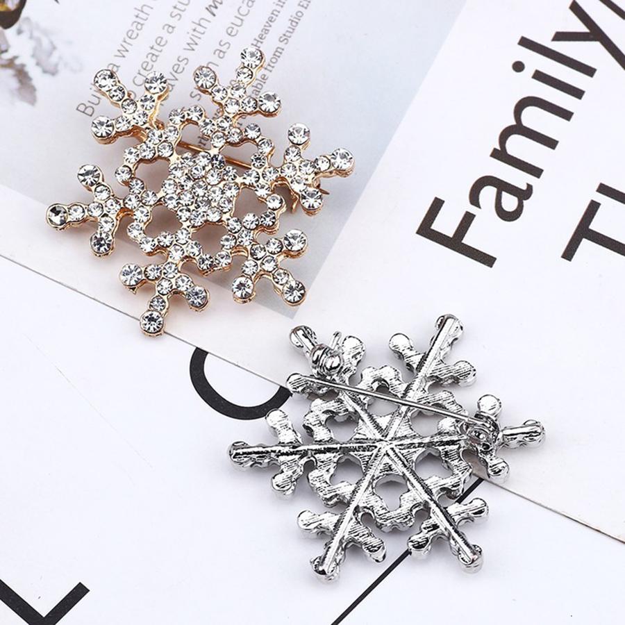 Exquisite Snowflake Brooches for Women Men Rhinestone Flower Winter Sweater Shirt Suit Collar Pins Jewelry Gifts