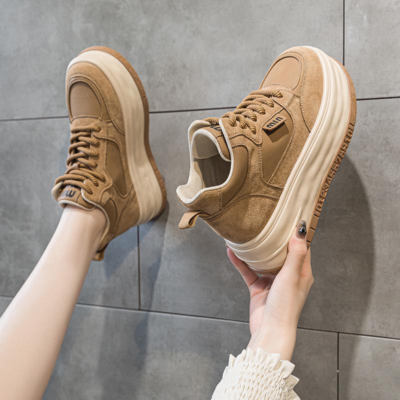 Women's shoes leather spring women's 2025 spring new versatile comfortable small inner height increase women's shoes casual shoes board shoes