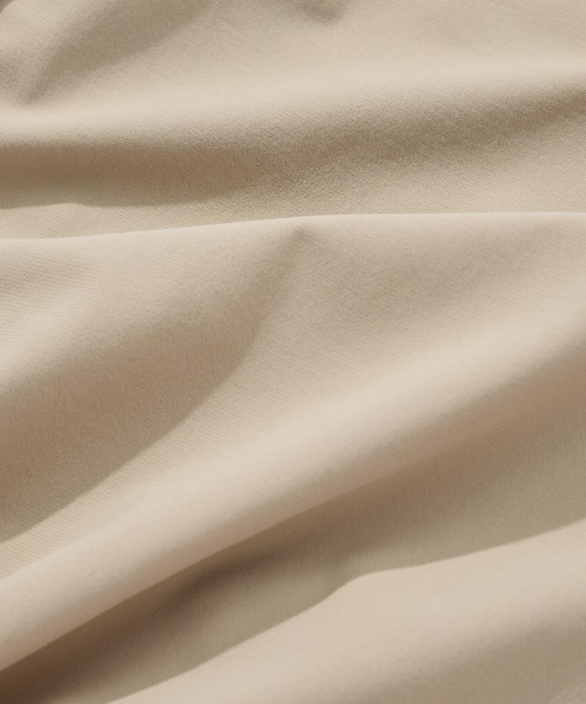 COVERNAT Authentic Cool Tech Shorts Beige