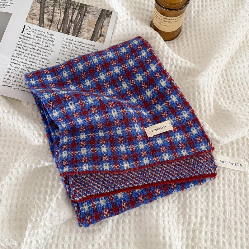 Small fresh college style small plaid wool scarf women's winter warm versatile retro knitted scarf