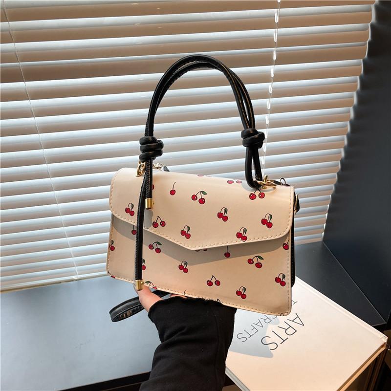 Beautiful Daily Commuting Texture Women's Portable Shoulder Messenger Bag Summer New Versatile Small Square Bag