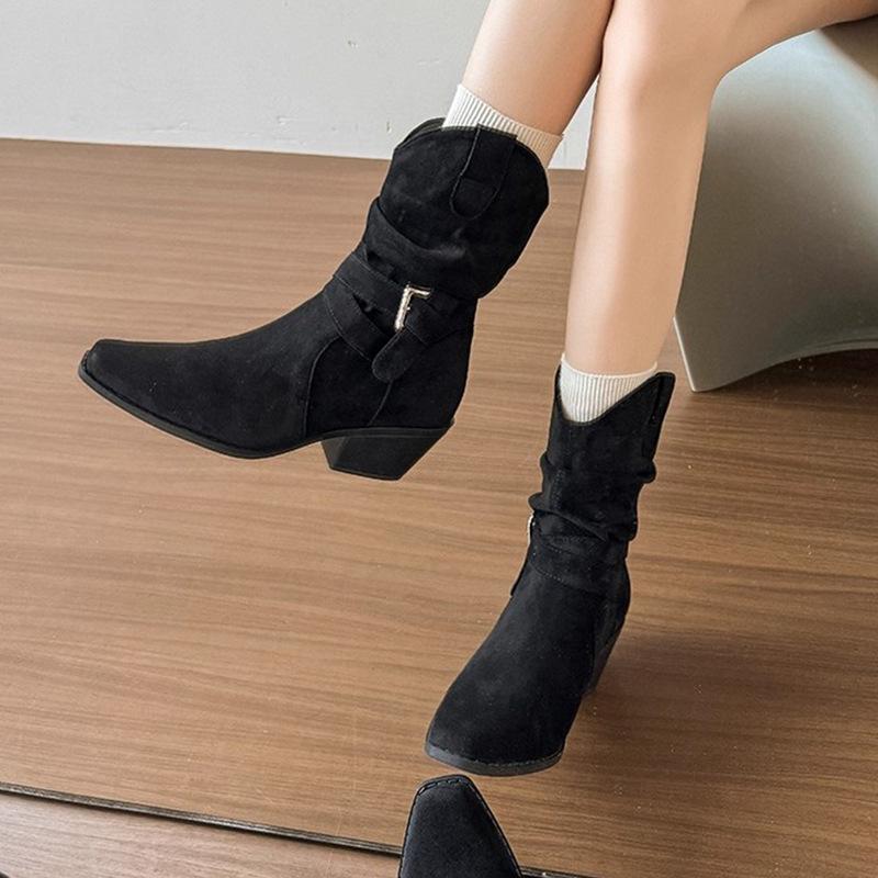 Vintage velvet pointed boots children 0000 new thick heel suede pleated pile boots Maillard short boots women looking thin