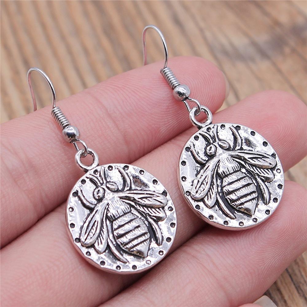 27 Styles Honey Bee Honeycomb Earrings Fashion Temperament Versatile Small Earrings Elegant Ladies Jewelry