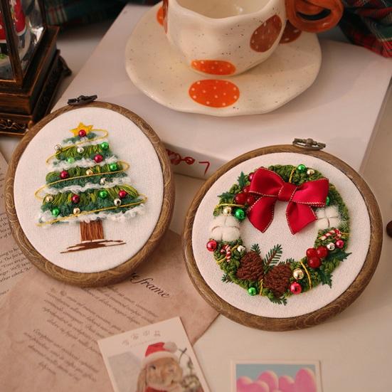 Light-up Christmas Embroidery Kit Snowman Christmas Tree Hand Embroidery Starter Kit with String Lights Hoop Threads Needles Fabric DIY Embroidery