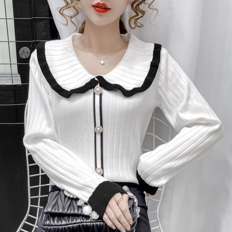 Autumn and winter new retro contrasting color doll collar sweater women's inner pullover knitted sweater