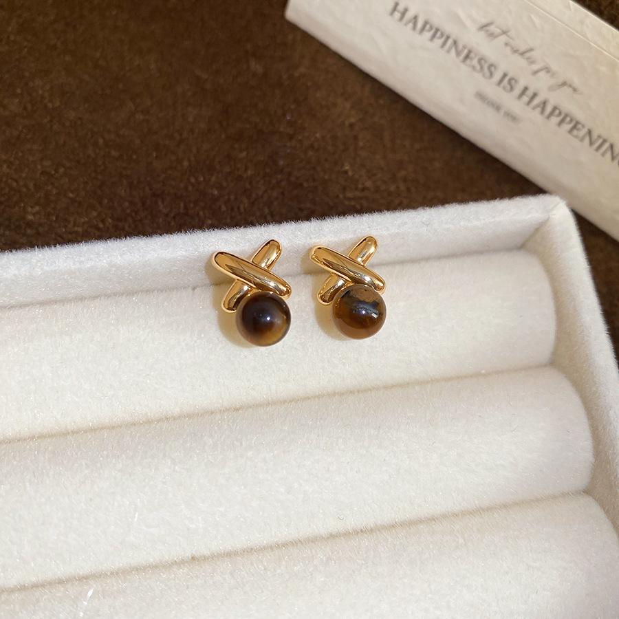 18k real gold electroplated silver needle tiger's eye stone pendant earrings retro Maillard earrings light luxury earrings women