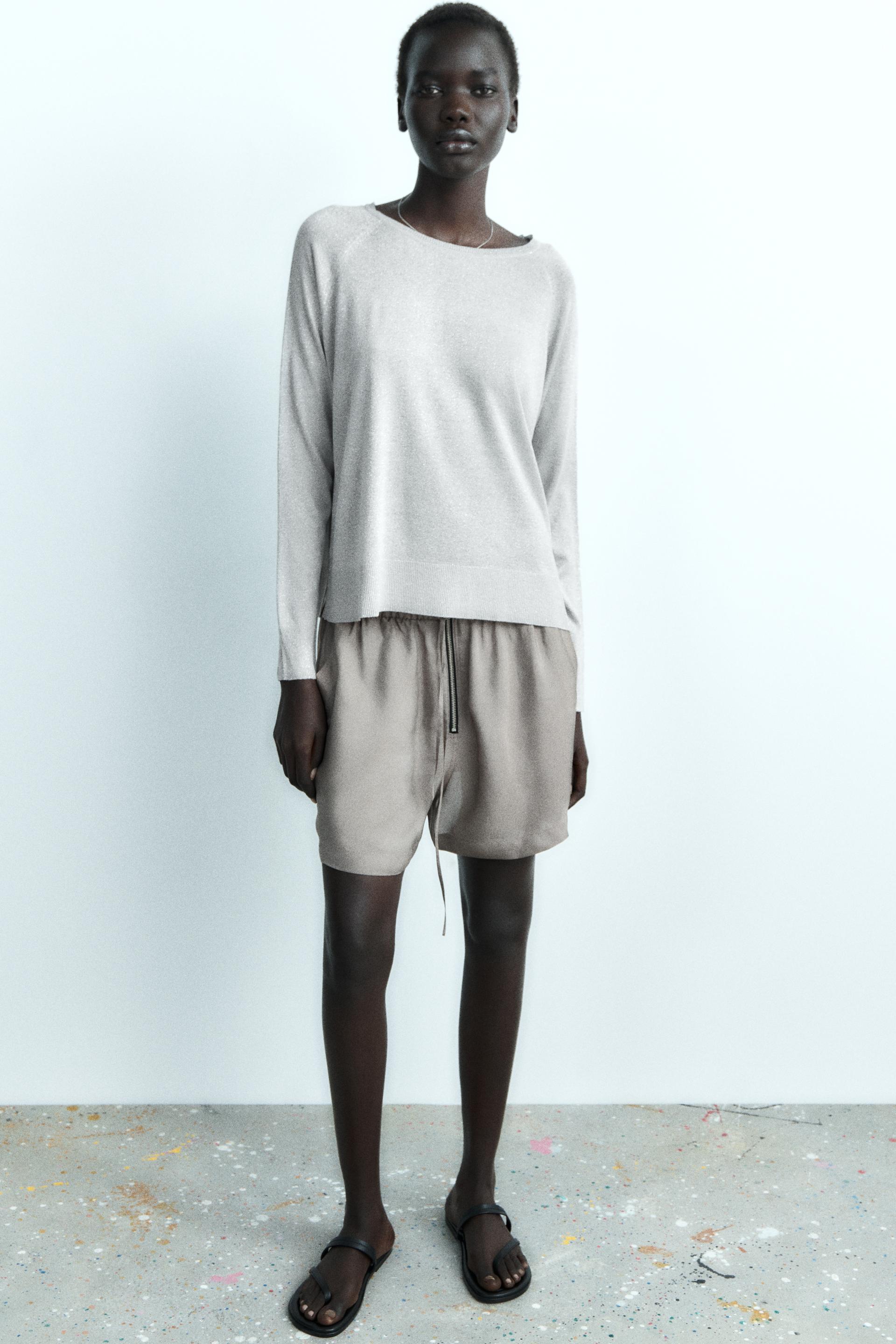 

METALLIC THREAD KNIT SWEATER