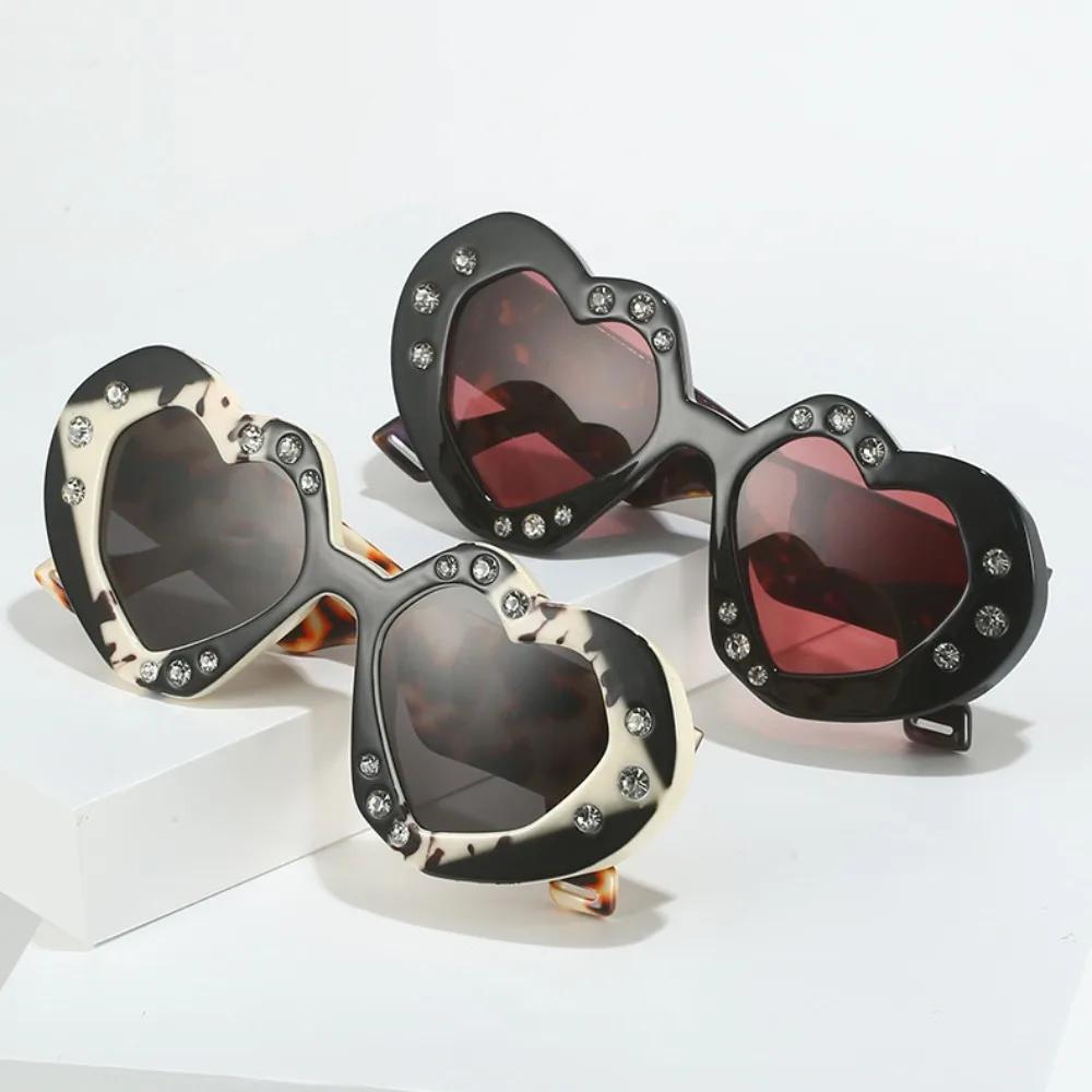 Women's Heart-shaped Diamond Studded Sunglasses Personalized Dance Party Glamorous Accessory