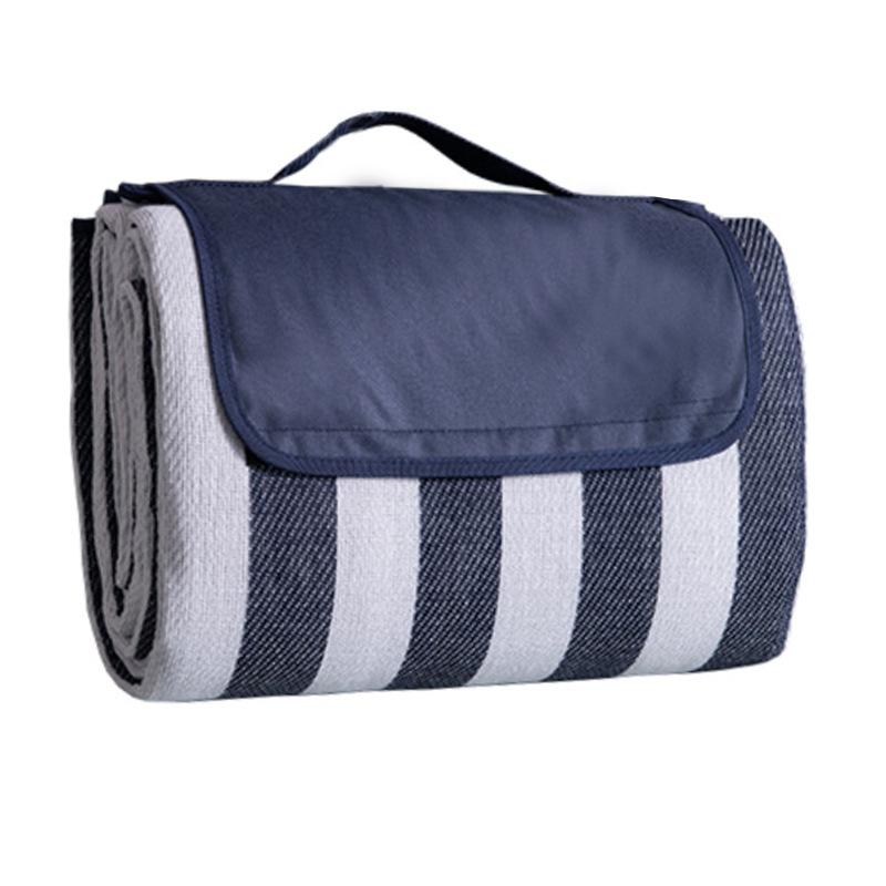 Camping picnic carpet, outdoor picnic mat, outdoor handbag, waterproof sandproof moistureproof mat, very suitable for the beach